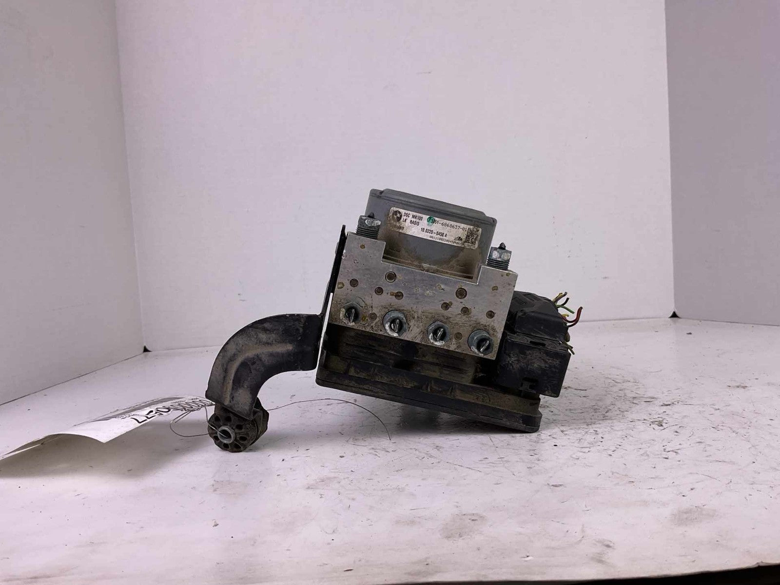 Anti-Lock Brake Pump Module Control Assembly For 2011-2017 BMW 320 SERIES0